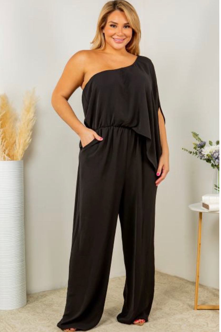 One sleeve plus-size romper